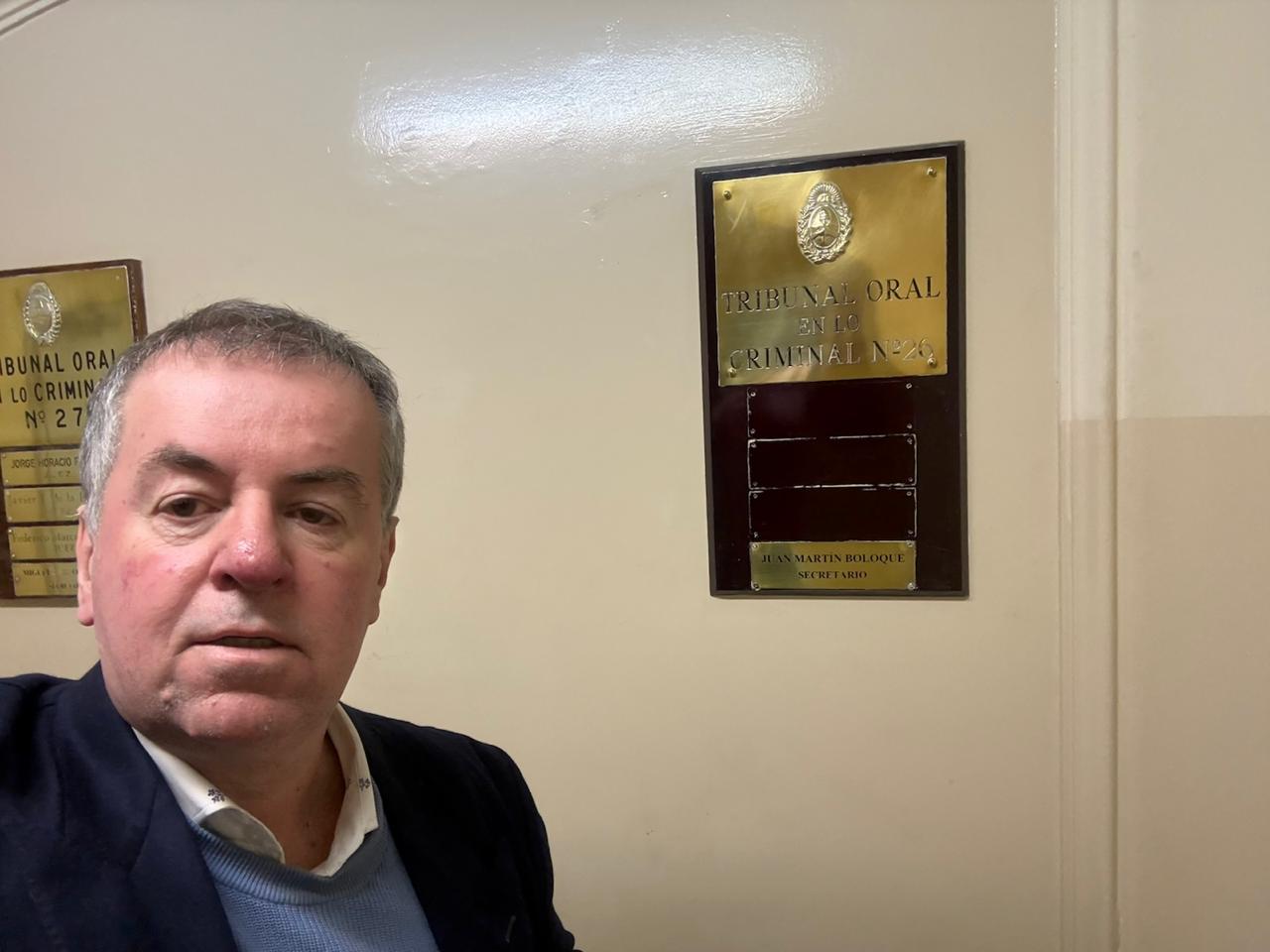 Foto profesional del abogado Mario Ulacco